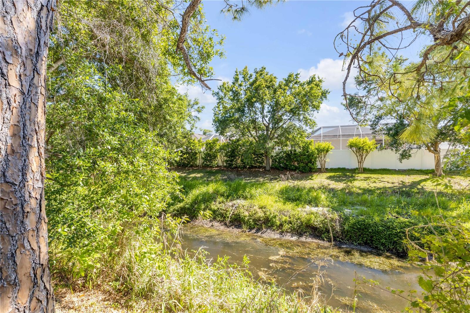 WILLOW RUN UNIT 06 - Residential