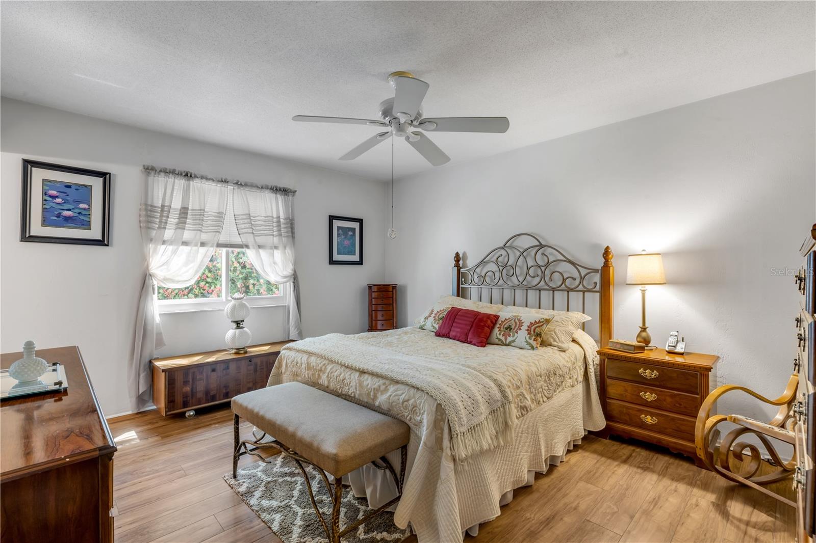 WILLOW RUN UNIT 06 - Residential