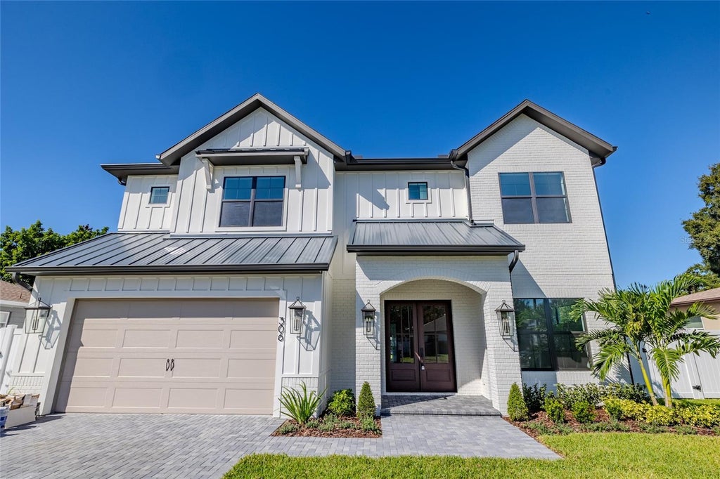 Photo of 306 N Excelda Avenue, Tampa, FL 33609 (MLS # TB8560879)
