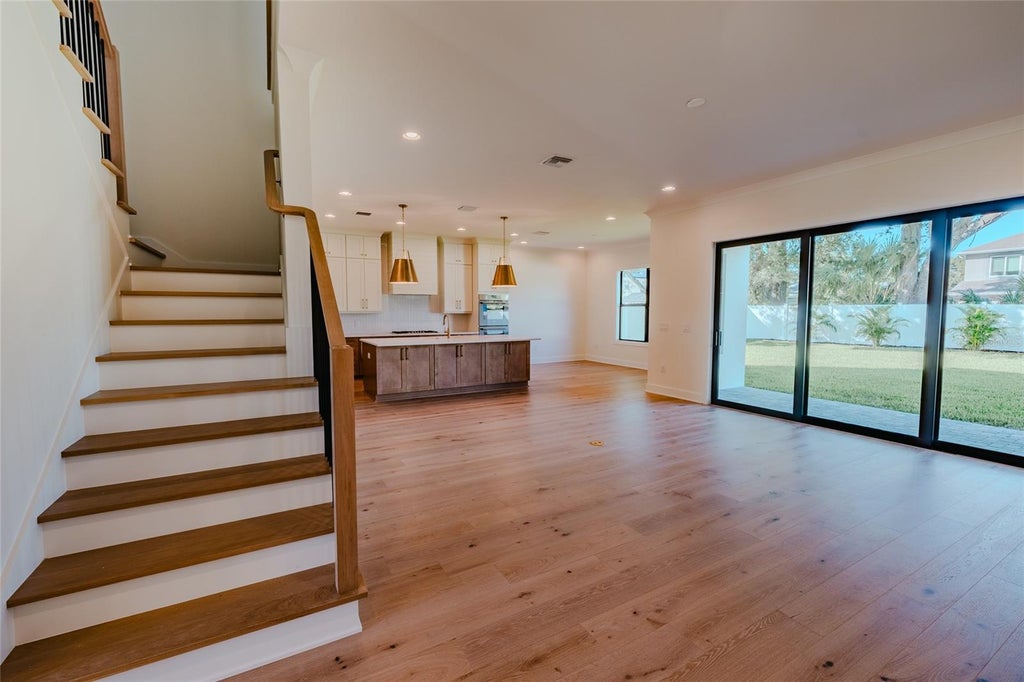 Photo of 306 N Excelda Avenue, Tampa, FL 33609 (MLS # TB8560879)