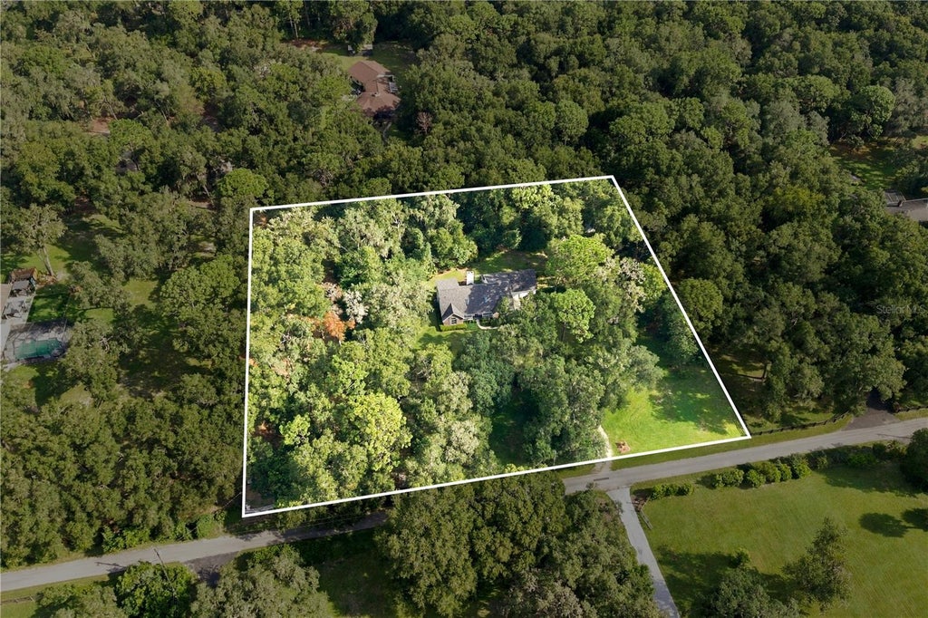 Photo of 8531 E Fort Cooper Road, Inverness, FL 34450 (MLS # OM732337)
