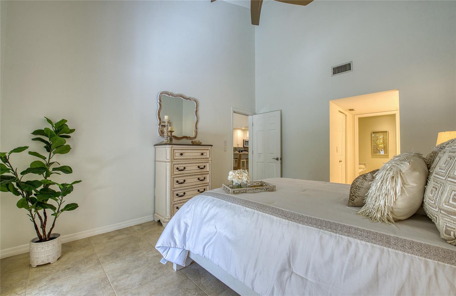 PASADENA COVE CONDO - Residential