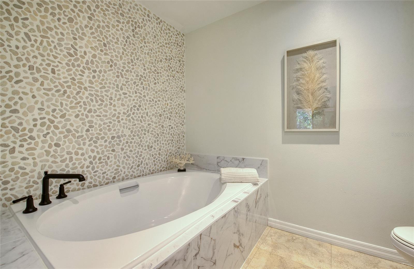 PASADENA COVE CONDO - Residential