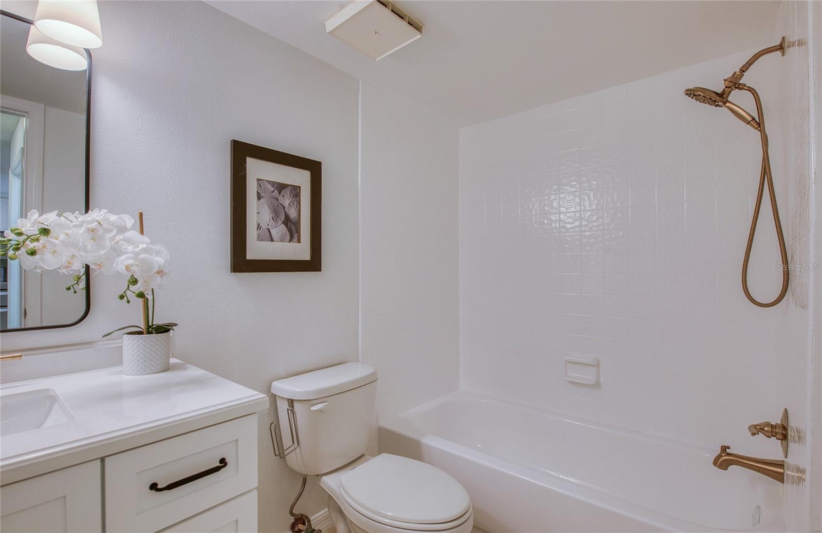 PASADENA COVE CONDO - Residential