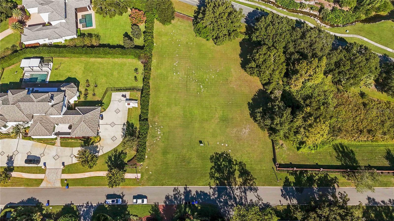 CHAINE DE LAC - Land