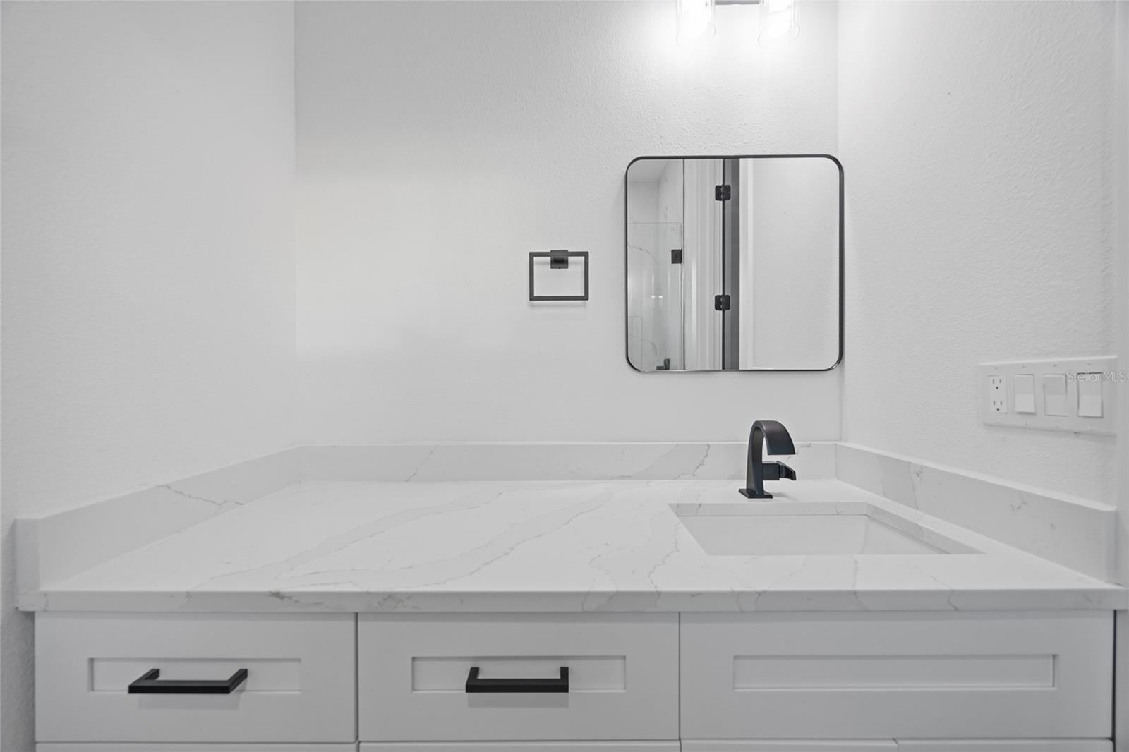 CRESCENT PARK - Residential Lease