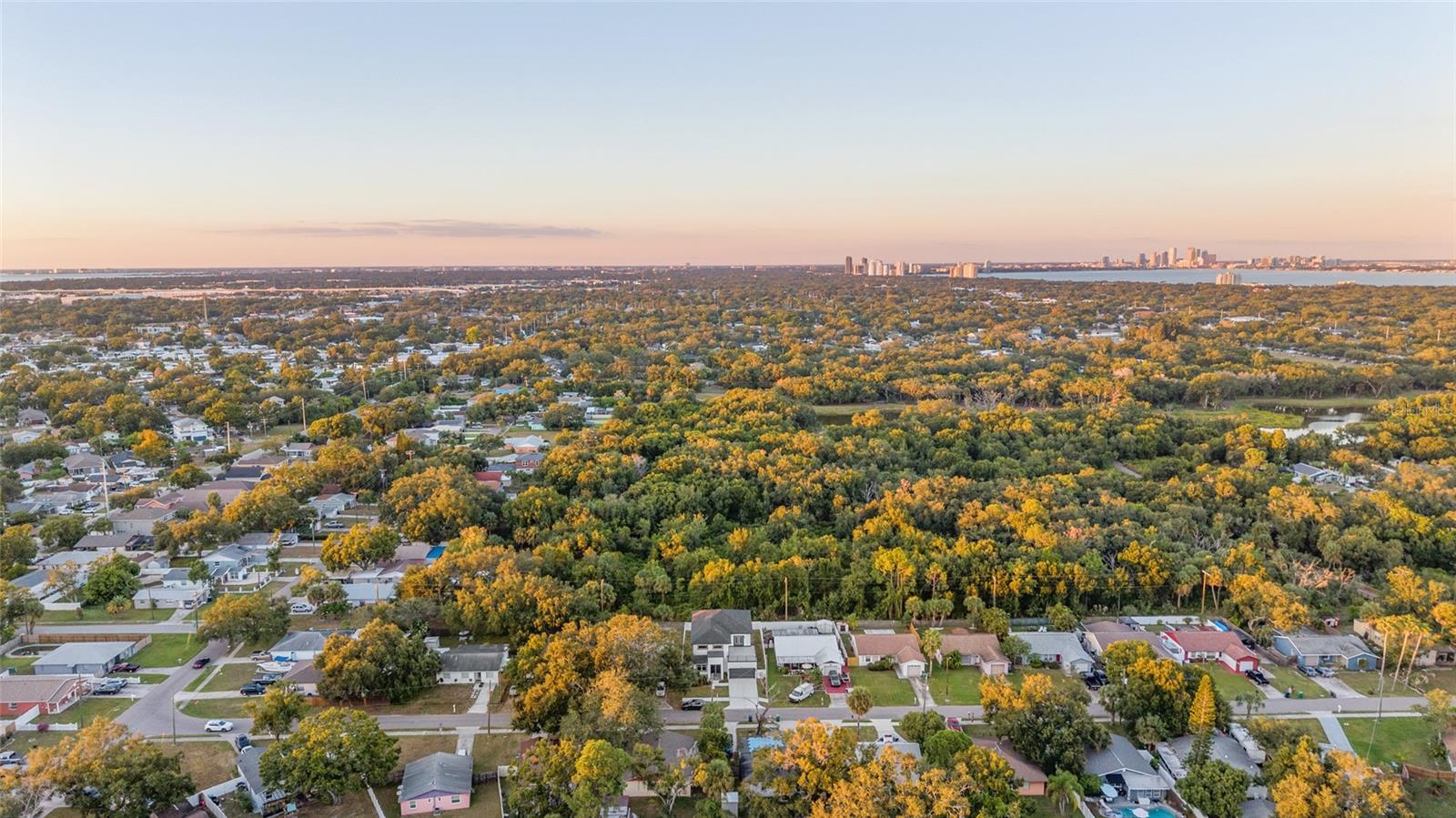 CRESCENT PARK - Residential Lease