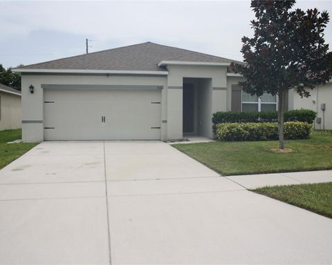 A home in WINTER HAVEN