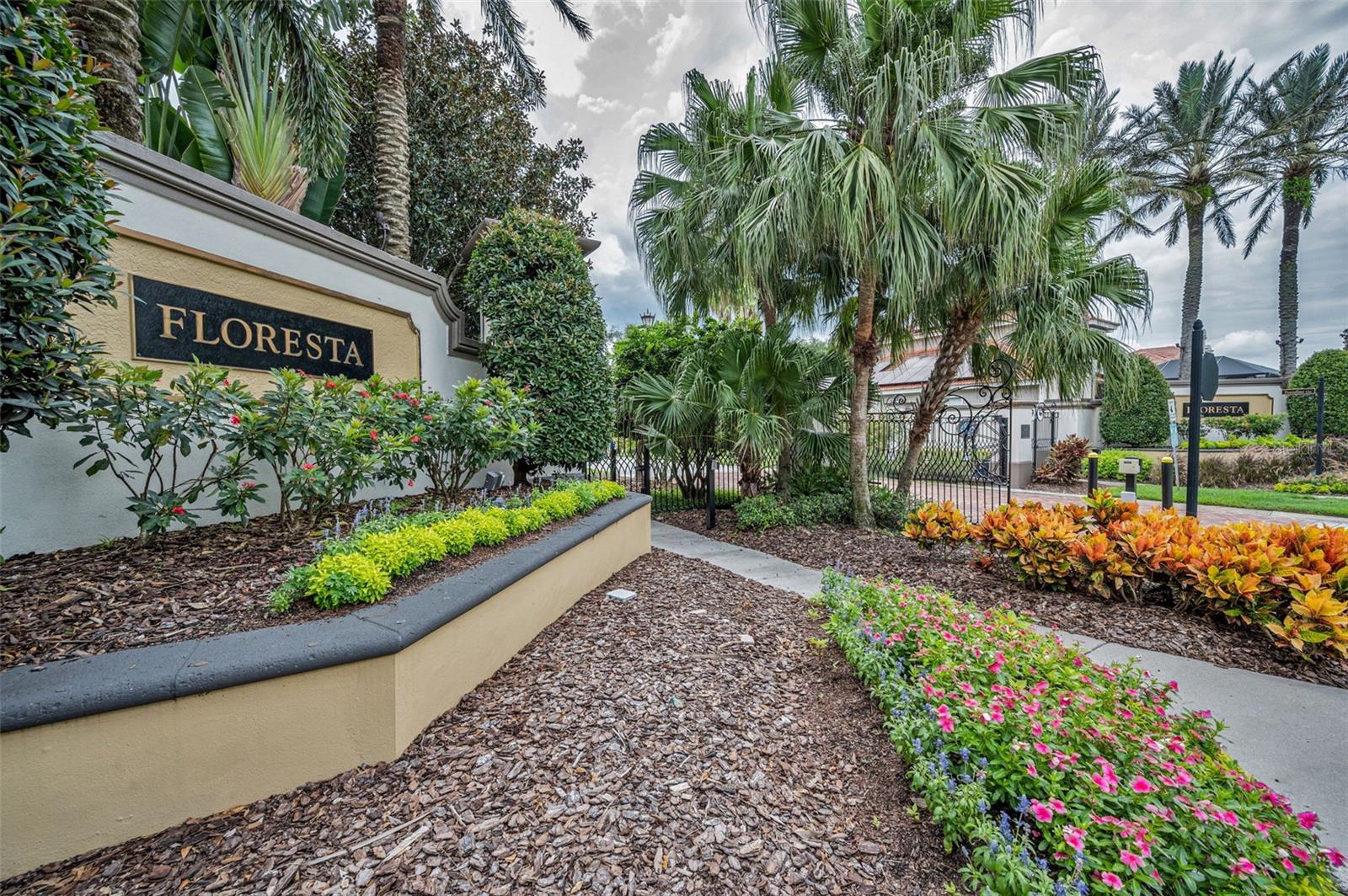 10238 PONTOFINO CIRCLE