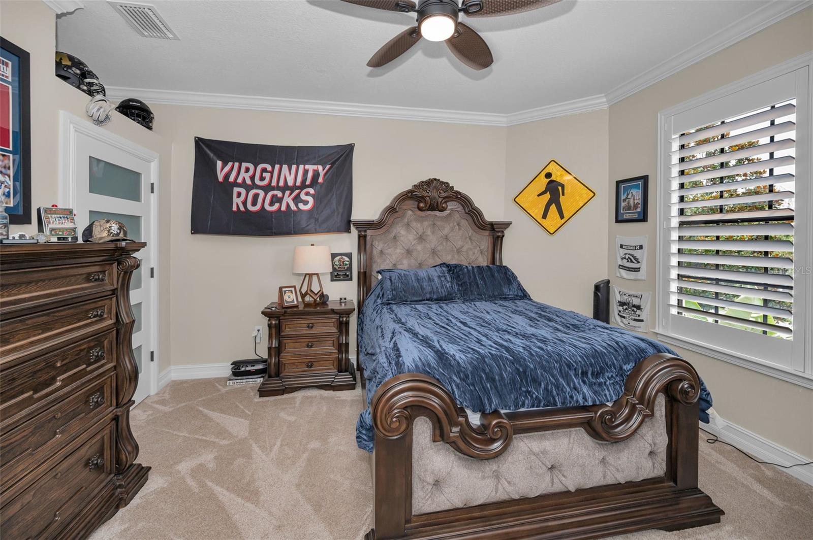 CHAMPIONS CLUB - Residential