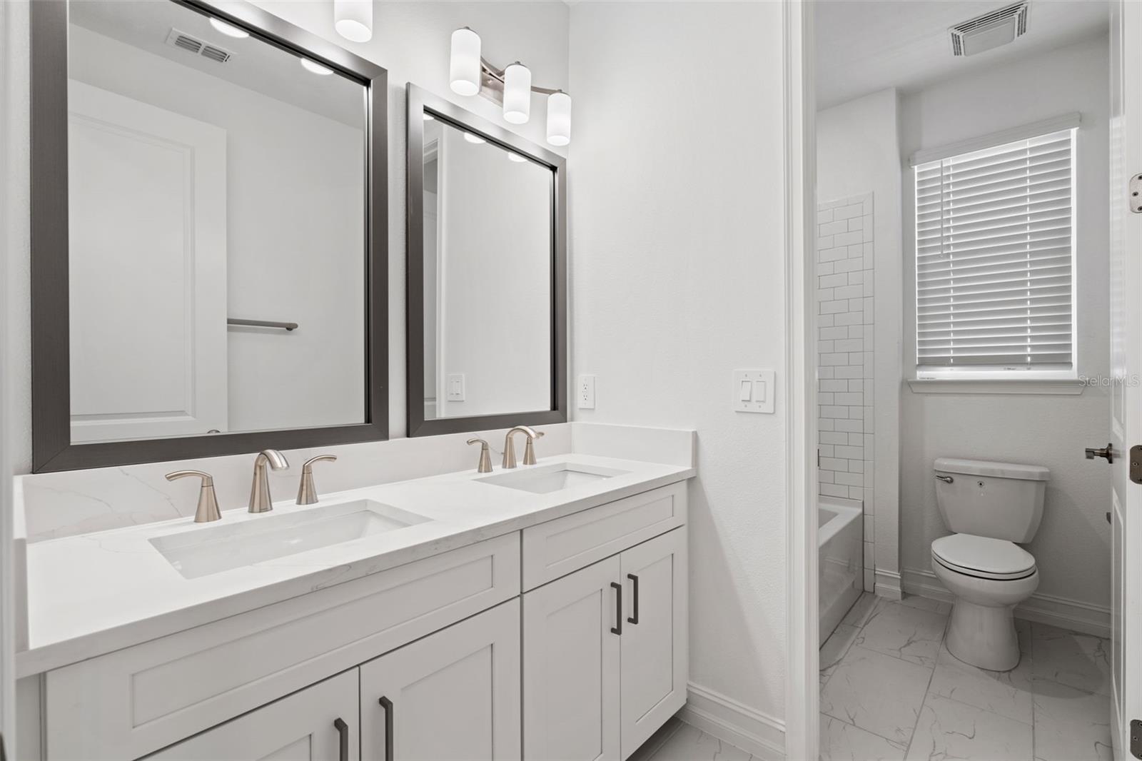 ANTIGUA COVE PH 3B - Residential