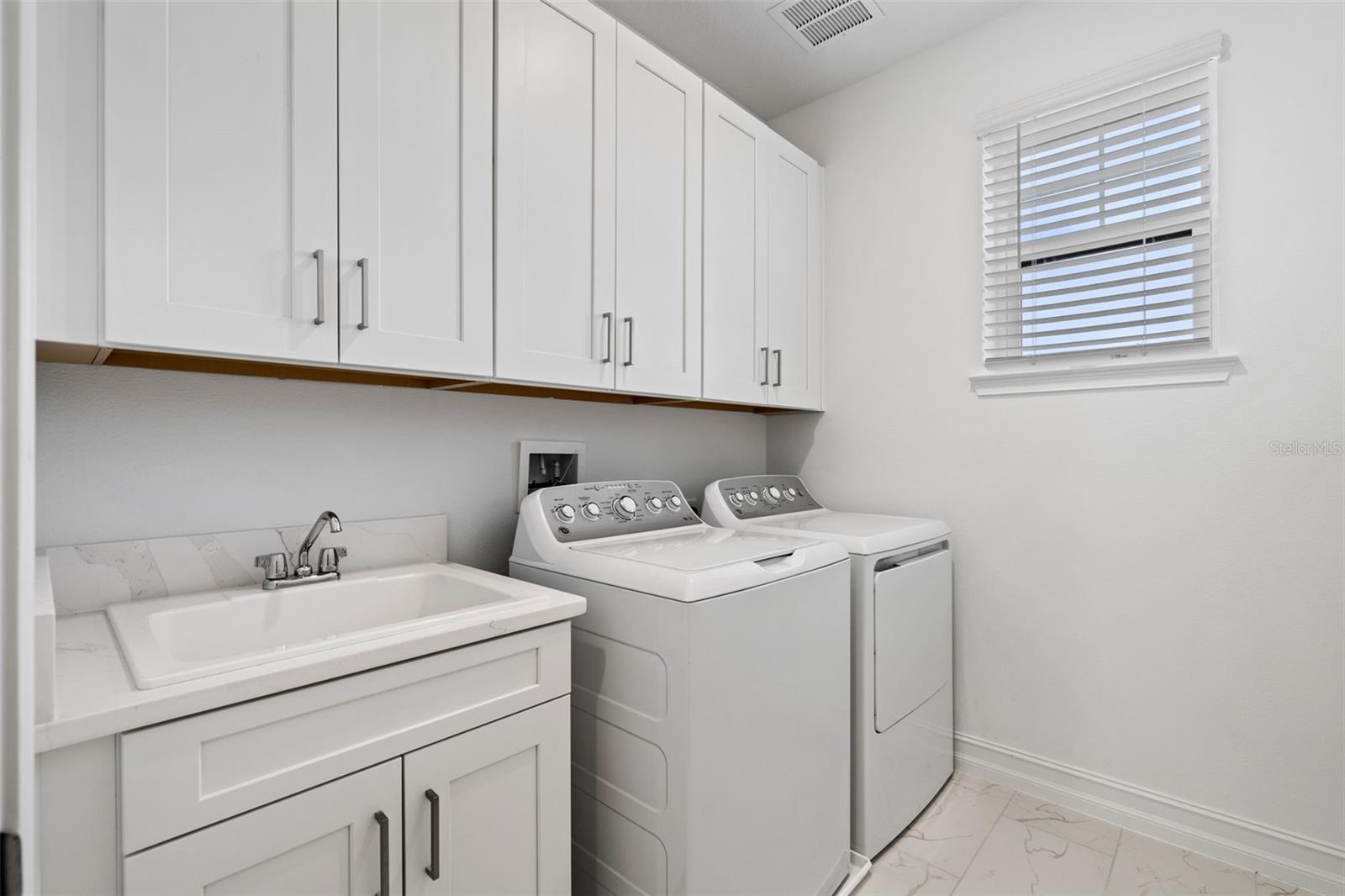 ANTIGUA COVE PH 3B - Residential