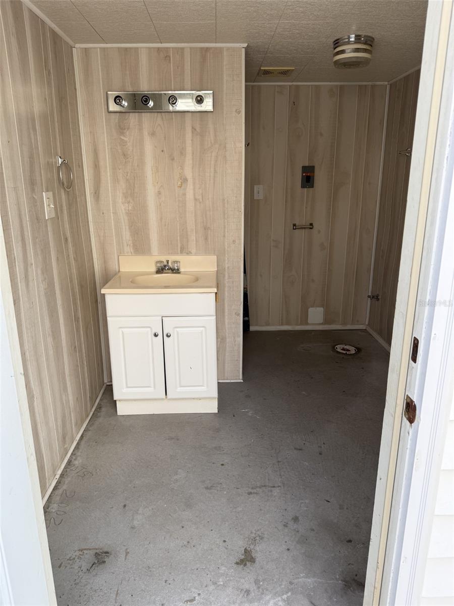 WEST VIEW RIDGE RESORTS INC - Residential