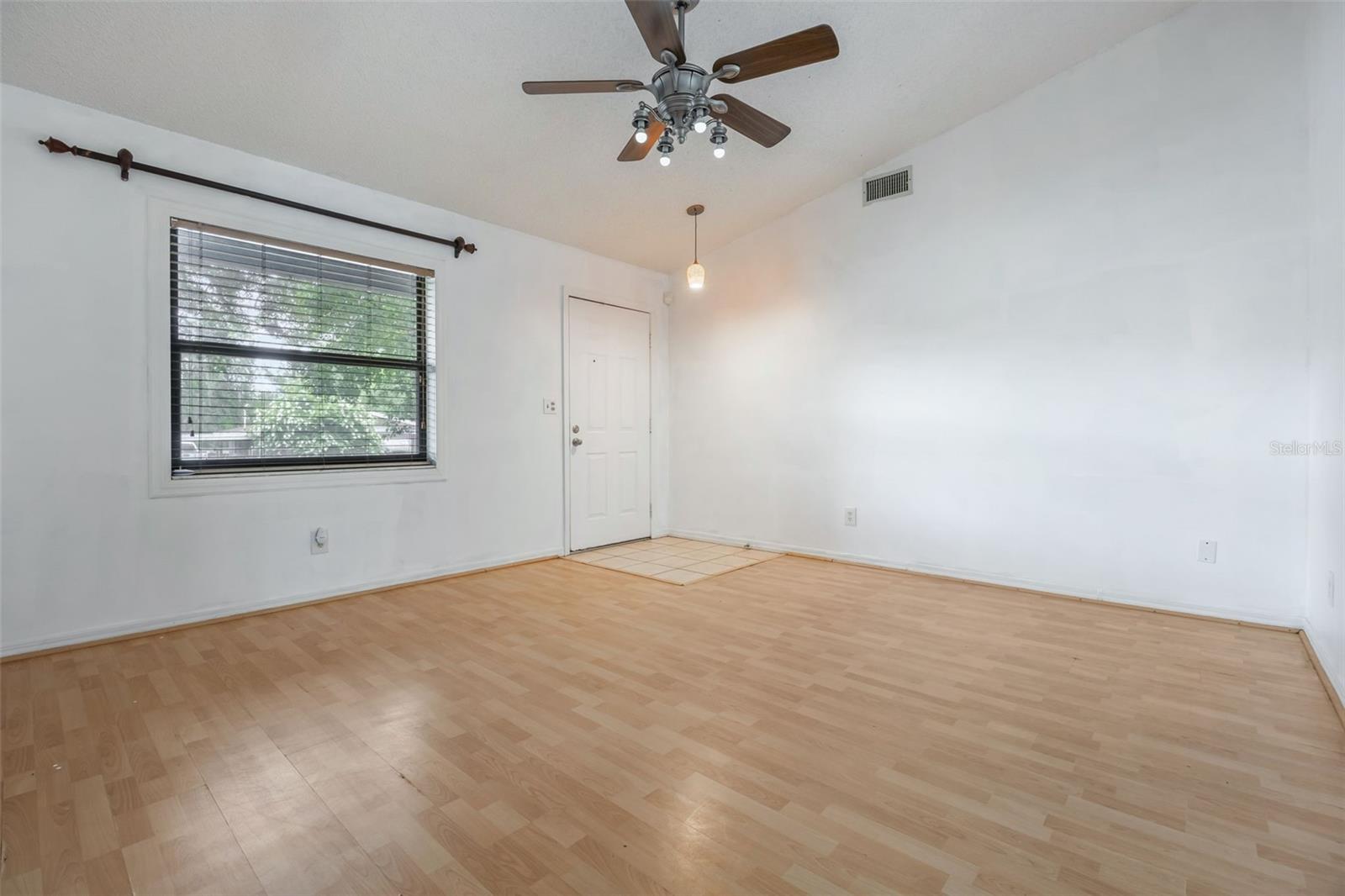 1440 12TH STREET
