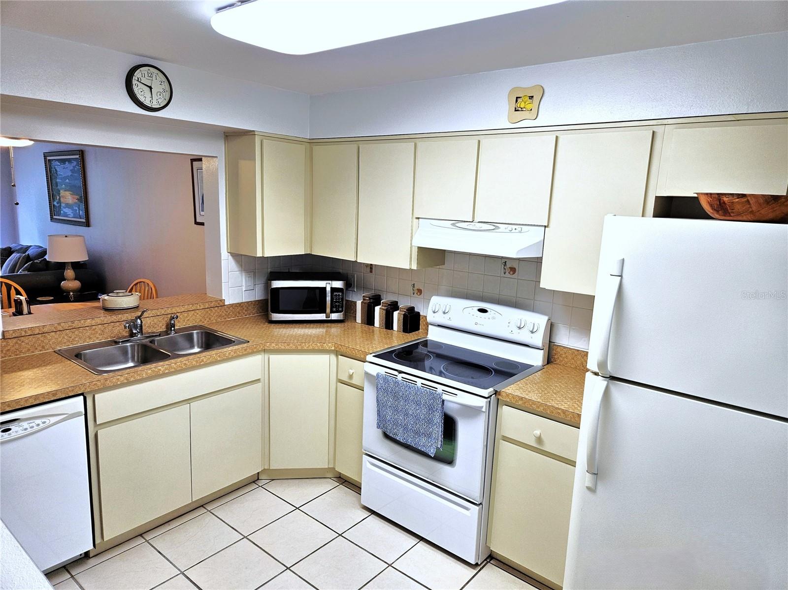 1800 MARINER DRIVE 9