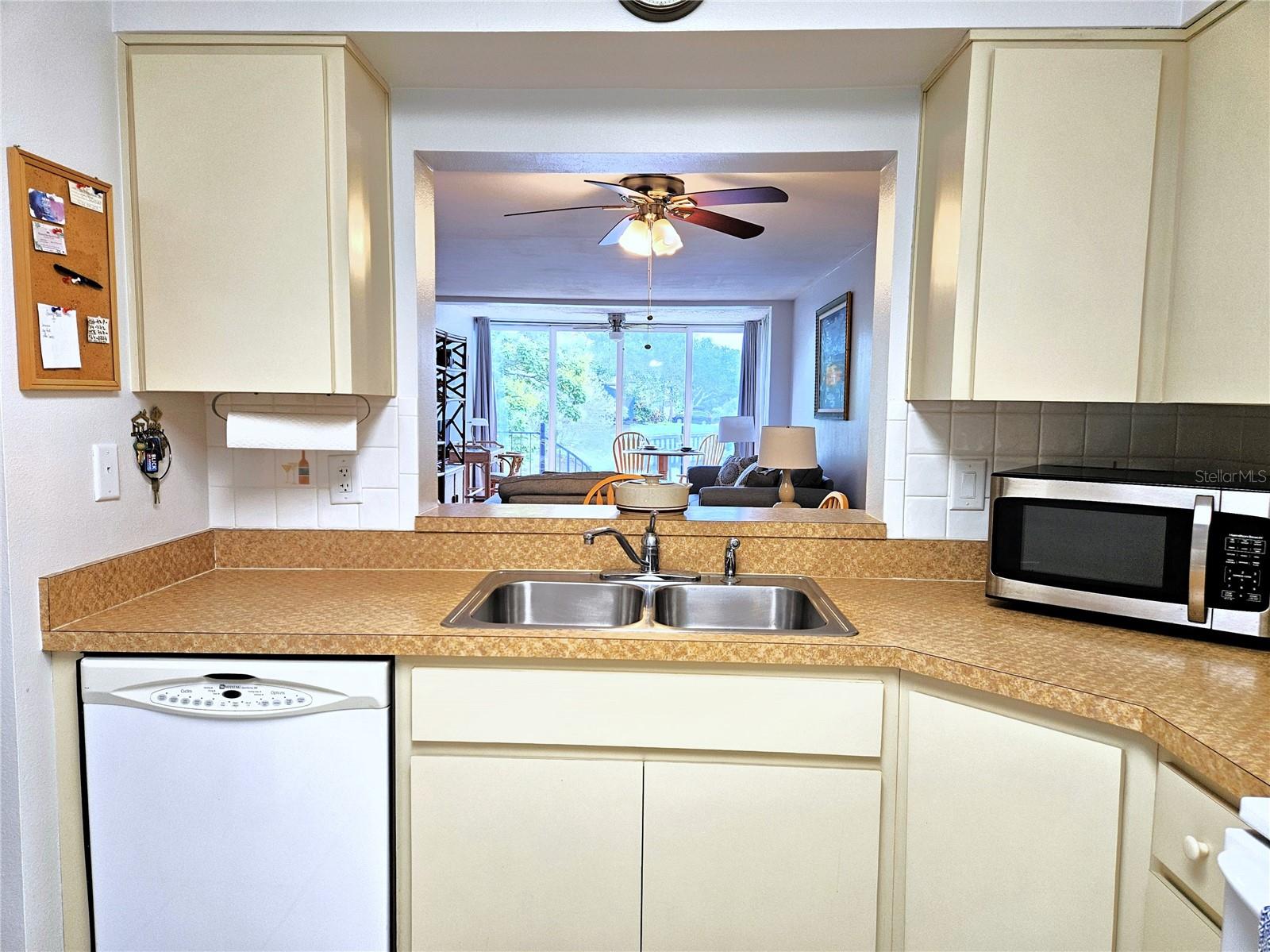 1800 MARINER DRIVE 9
