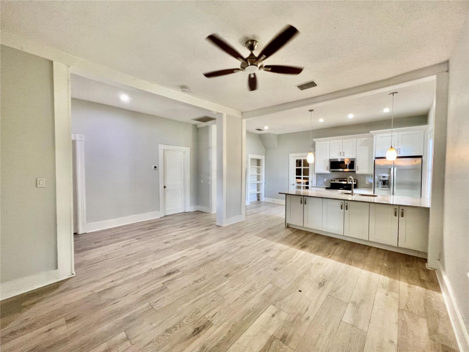 MUNRO & MC INTOSHS ADD - Residential Lease