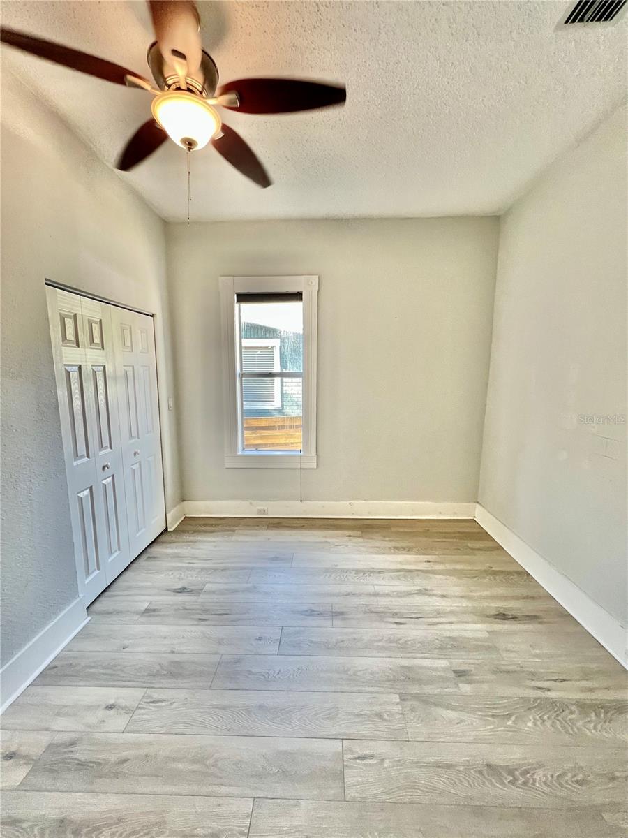 MUNRO & MC INTOSHS ADD - Residential Lease