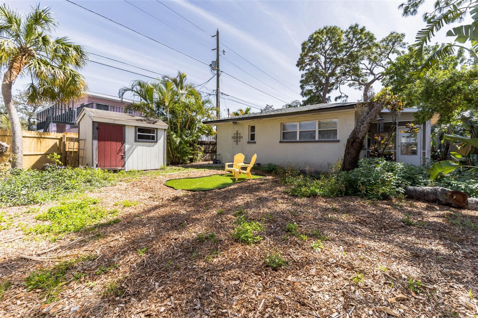 NORTH SHORE PARK - Residential Lease