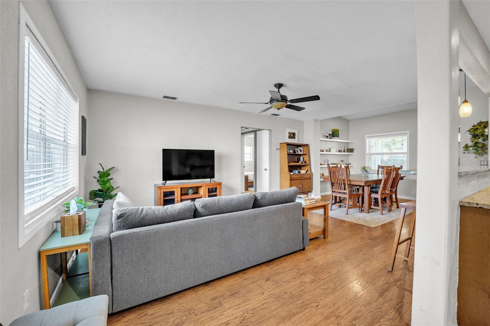 NORTH SHORE PARK - Residential Lease