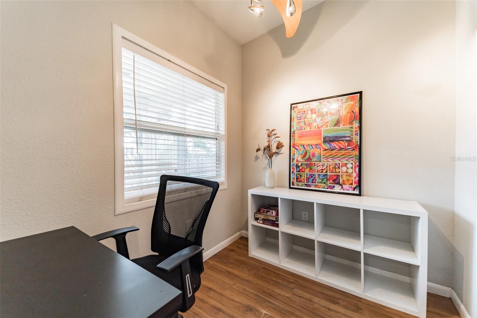 NORTH SHORE PARK - Residential Lease