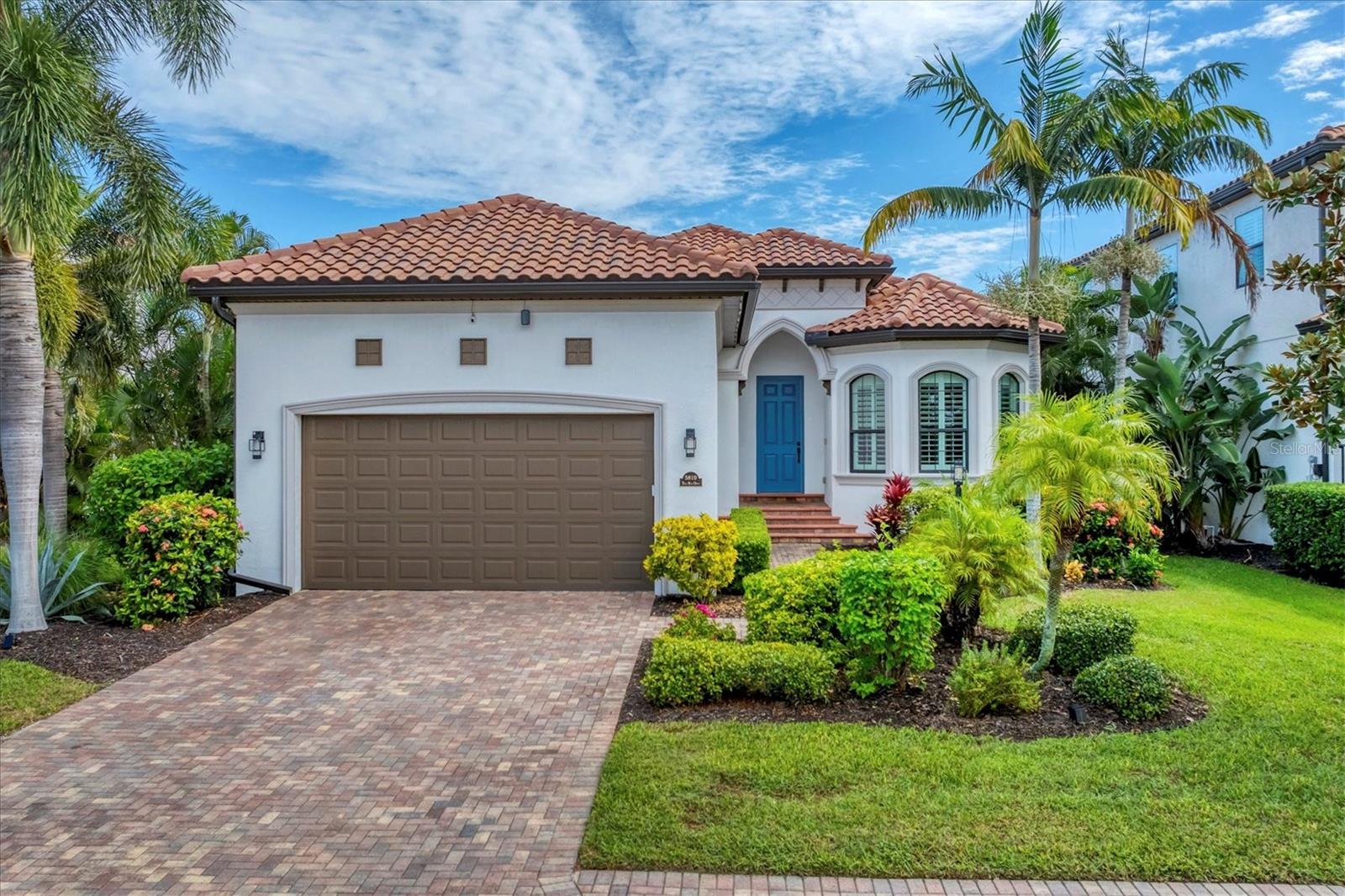 5819 TITLE ROW DRIVE