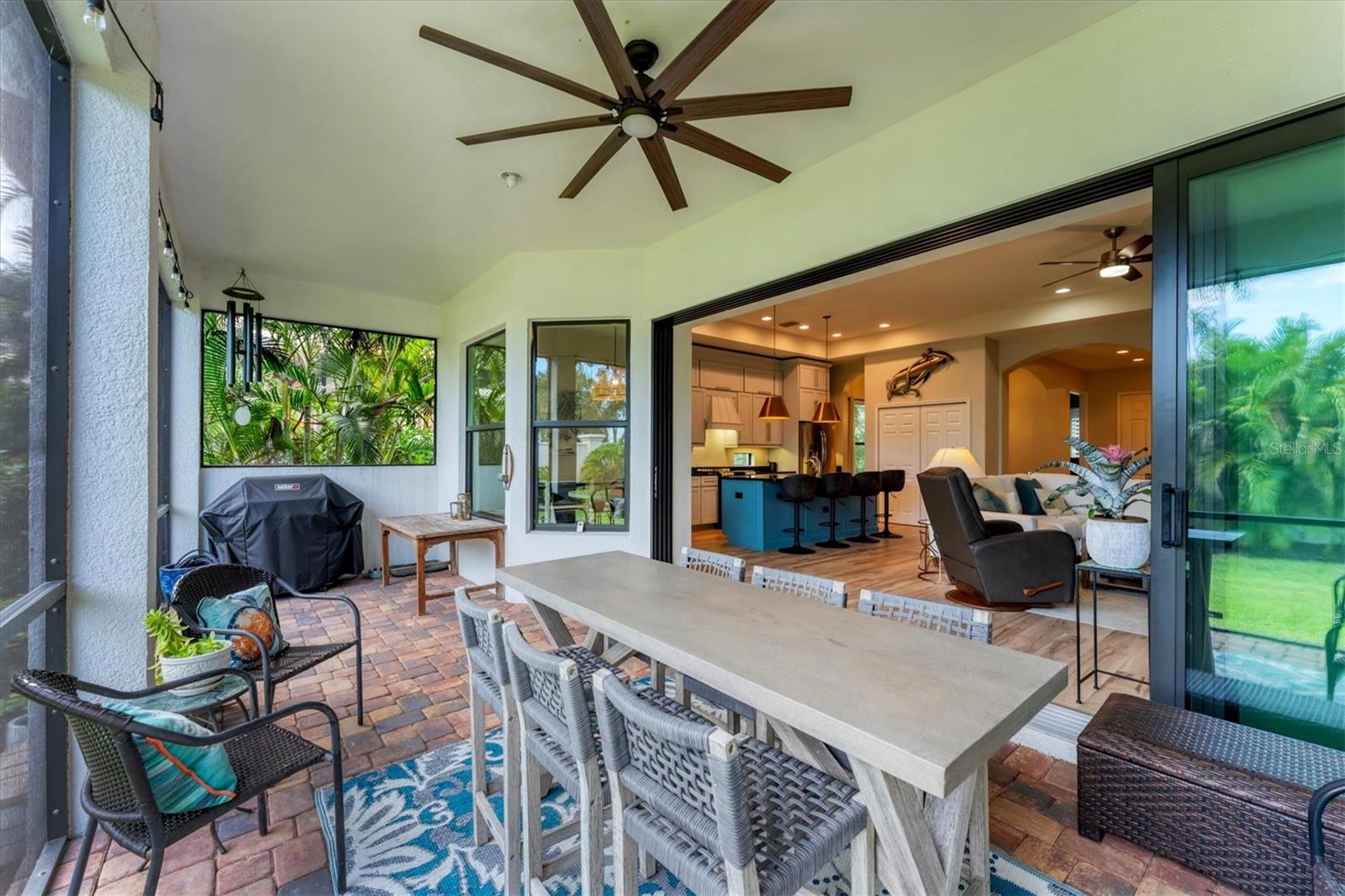 LEGENDS BAY - Residential