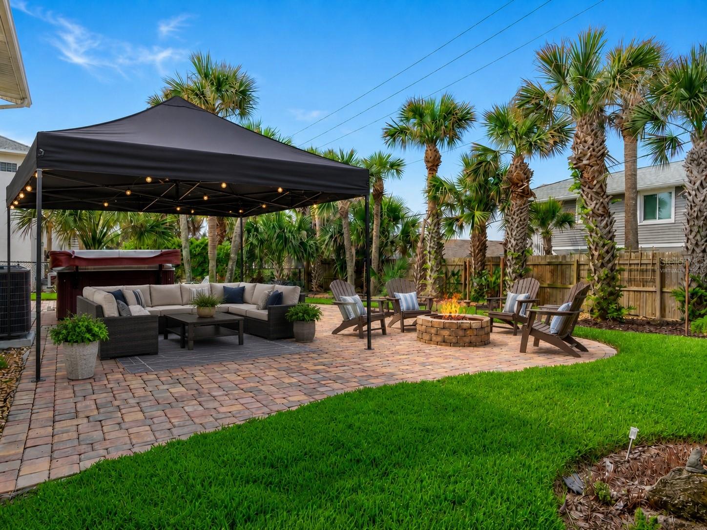 SILVER SANDS - Residential