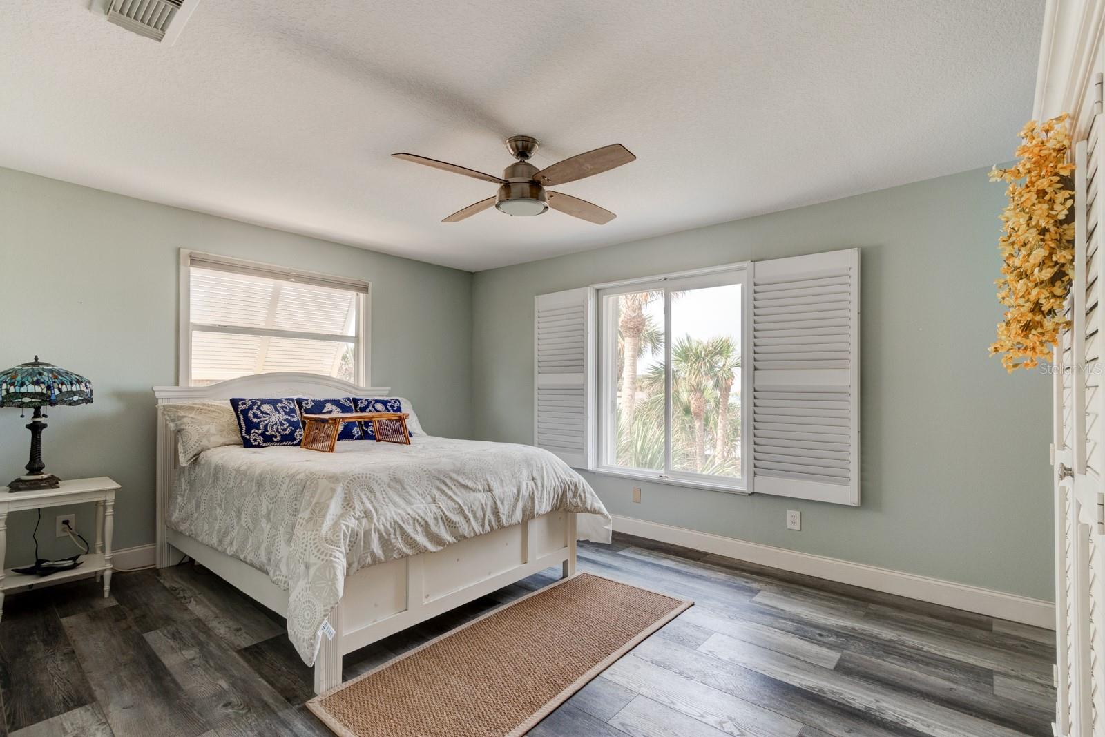 SILVER SANDS - Residential