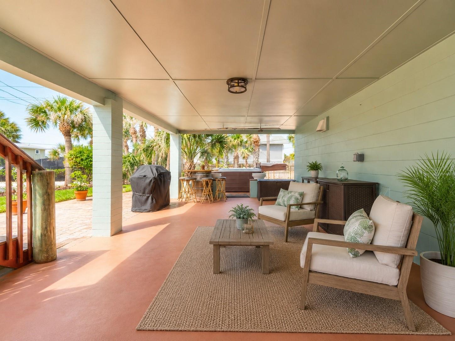 SILVER SANDS - Residential