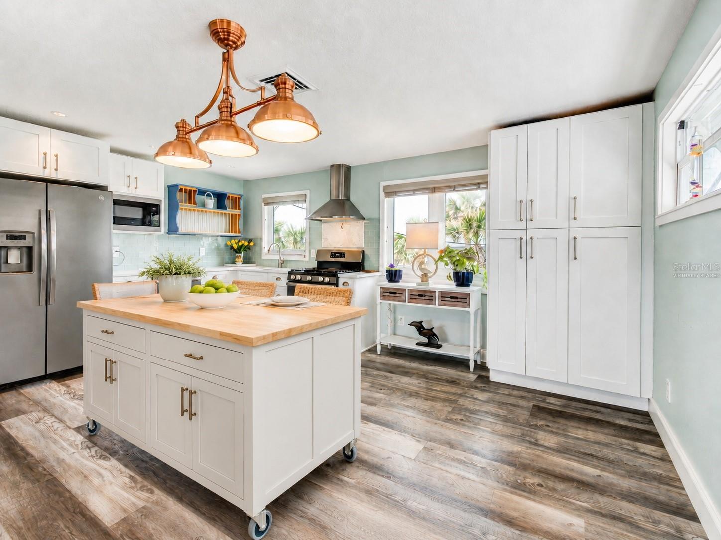SILVER SANDS - Residential