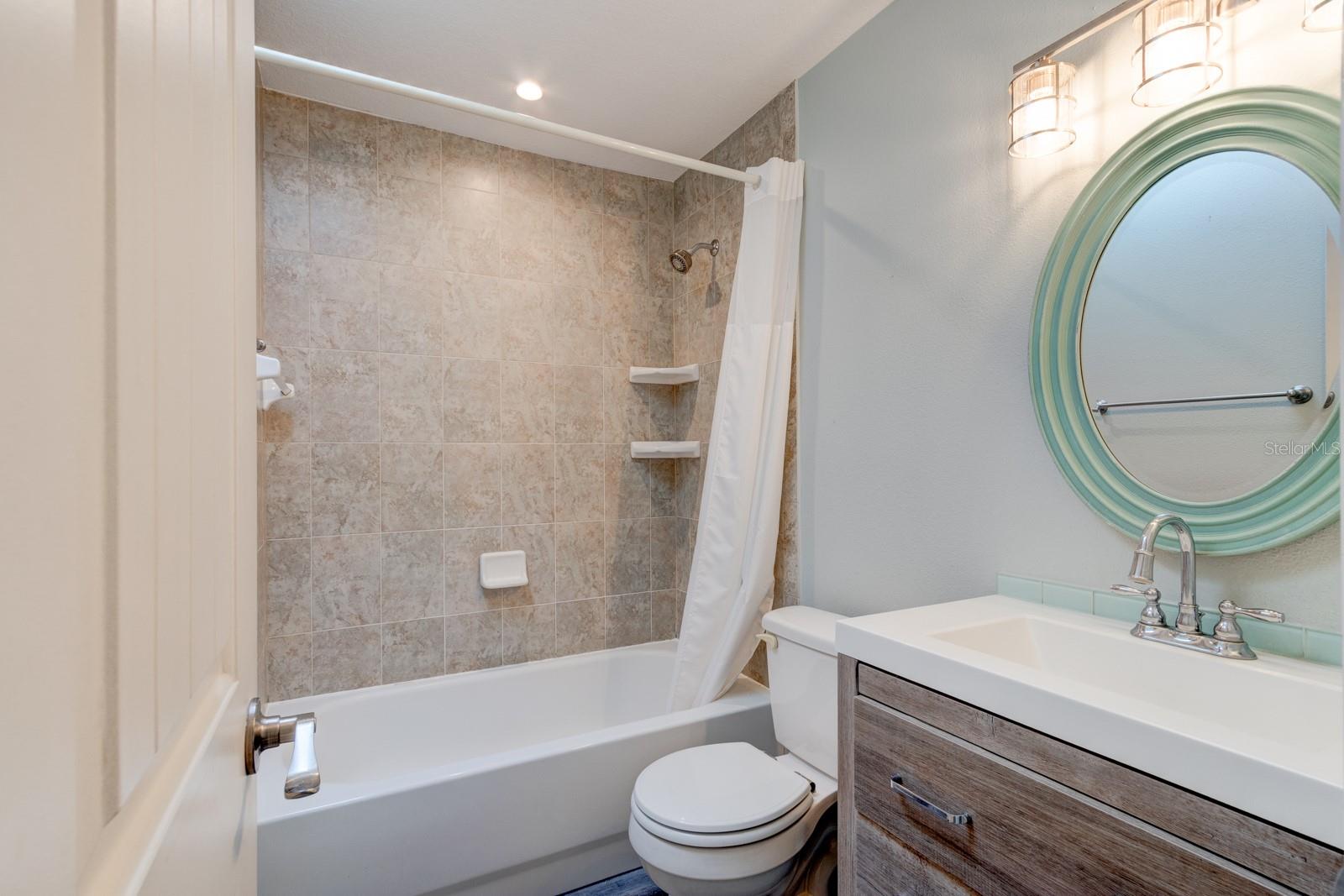 SILVER SANDS - Residential