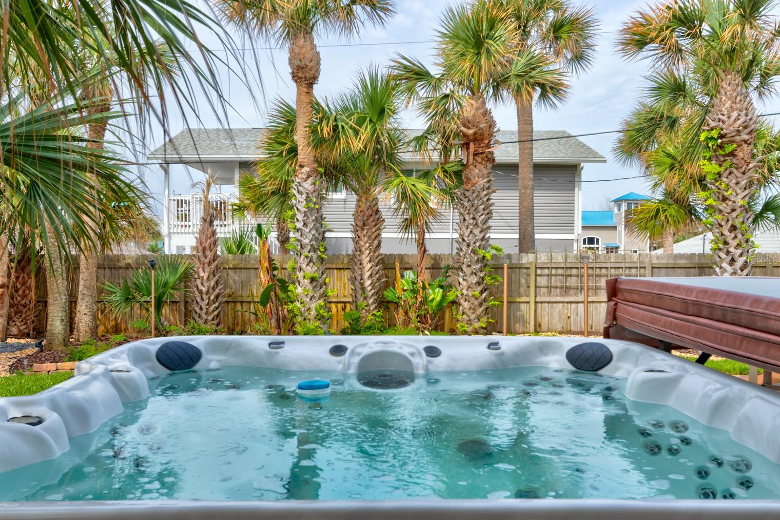 SILVER SANDS - Residential