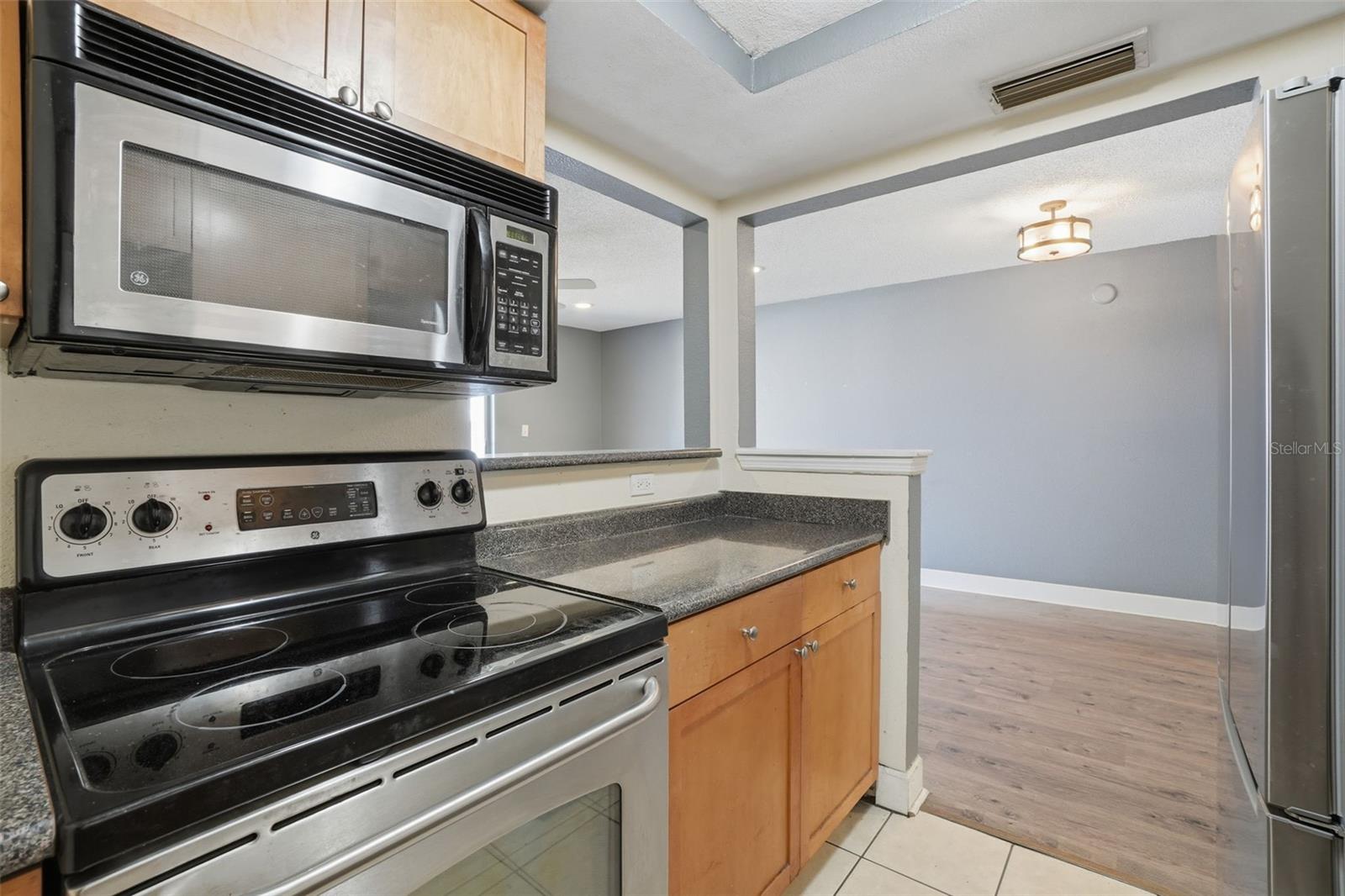 STRATFORD A WINTER PARK CONDO - Residential