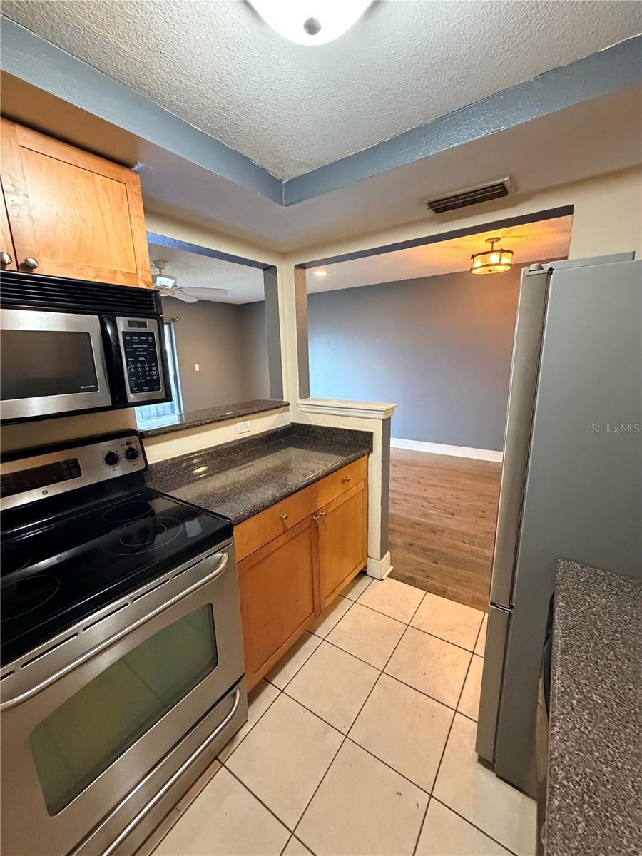 STRATFORD A WINTER PARK CONDO - Residential