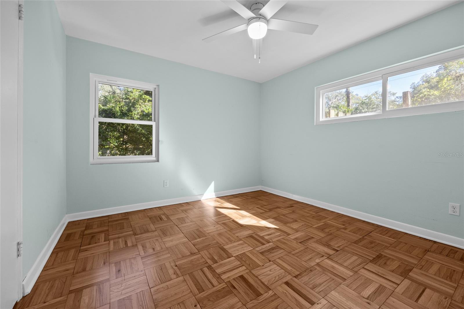 GOLF CLUB MANOR - Residential