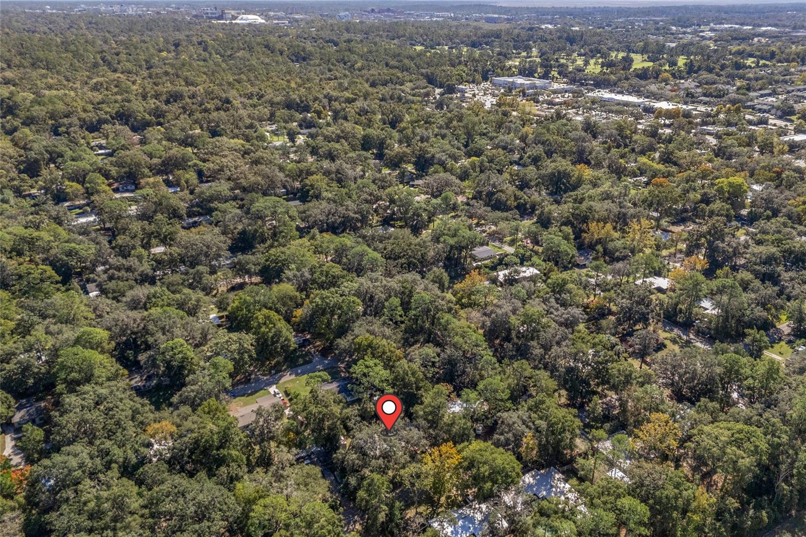 GOLF CLUB MANOR - Residential