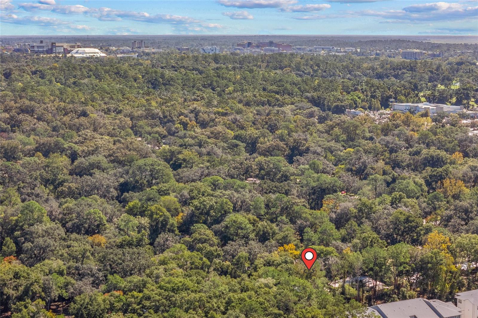 GOLF CLUB MANOR - Residential