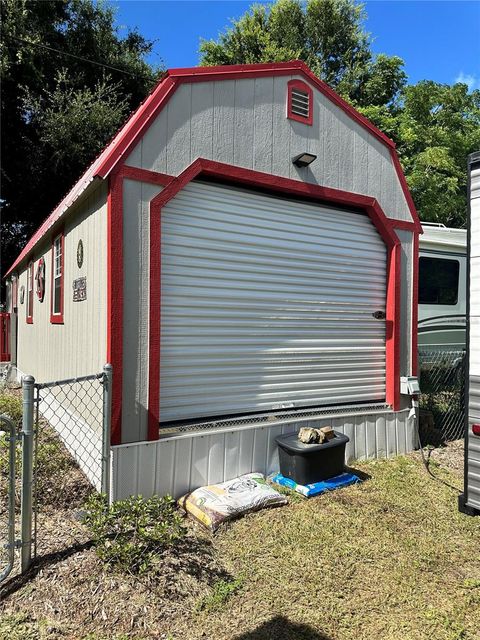 A home in ZEPHYRHILLS