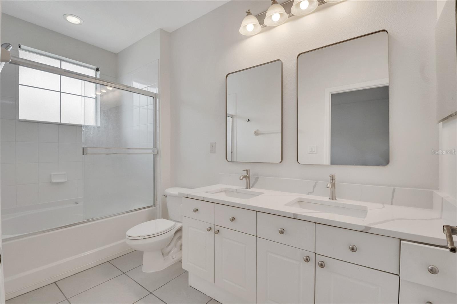 LAKESIDE/LKS/WINDERMERE - Residential