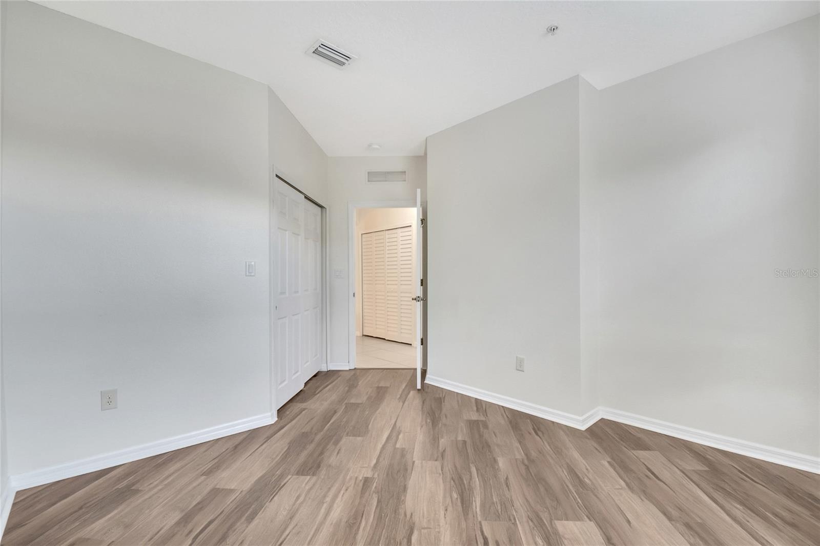 LAKESIDE/LKS/WINDERMERE - Residential