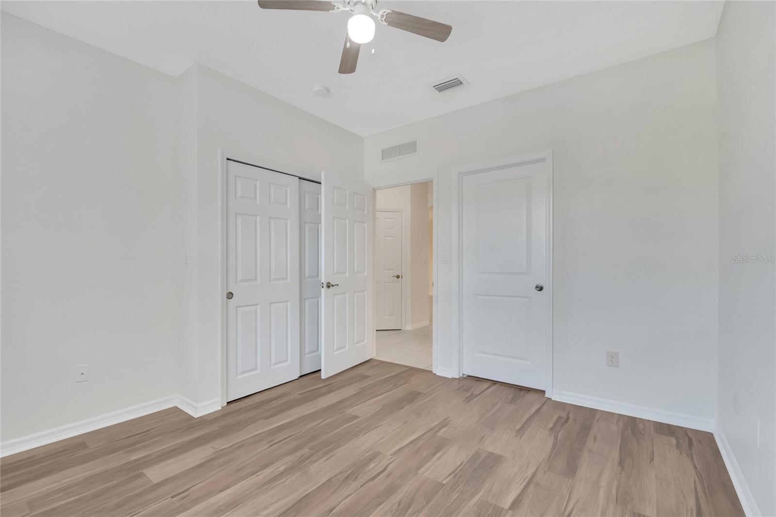 LAKESIDE/LKS/WINDERMERE - Residential