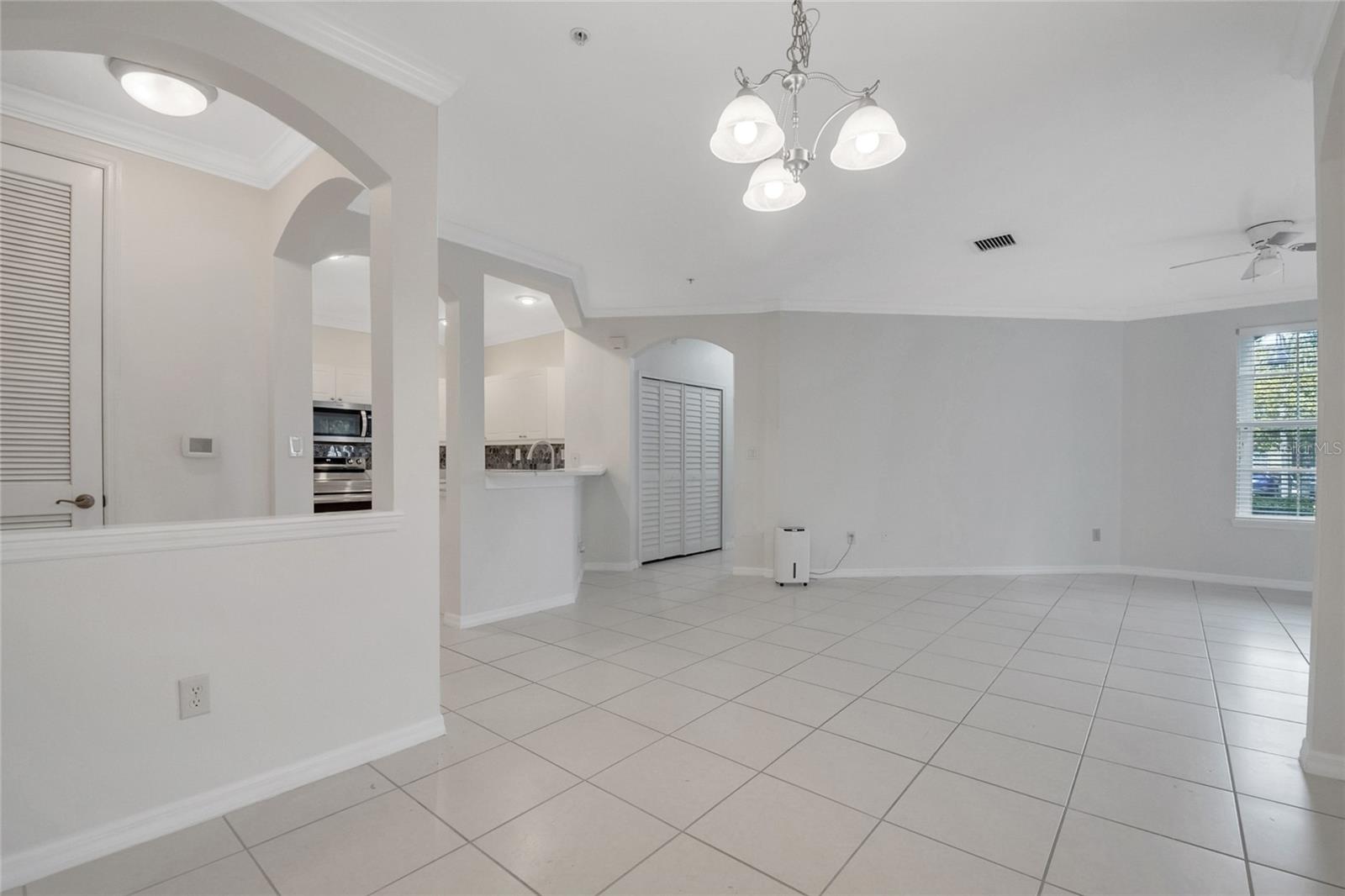 LAKESIDE/LKS/WINDERMERE - Residential