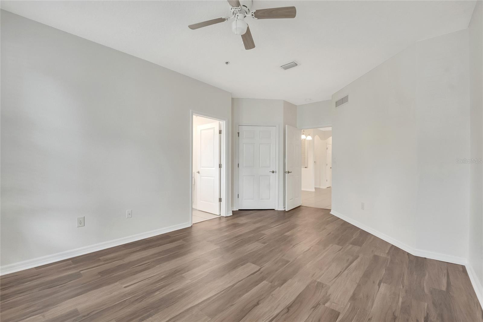 LAKESIDE/LKS/WINDERMERE - Residential