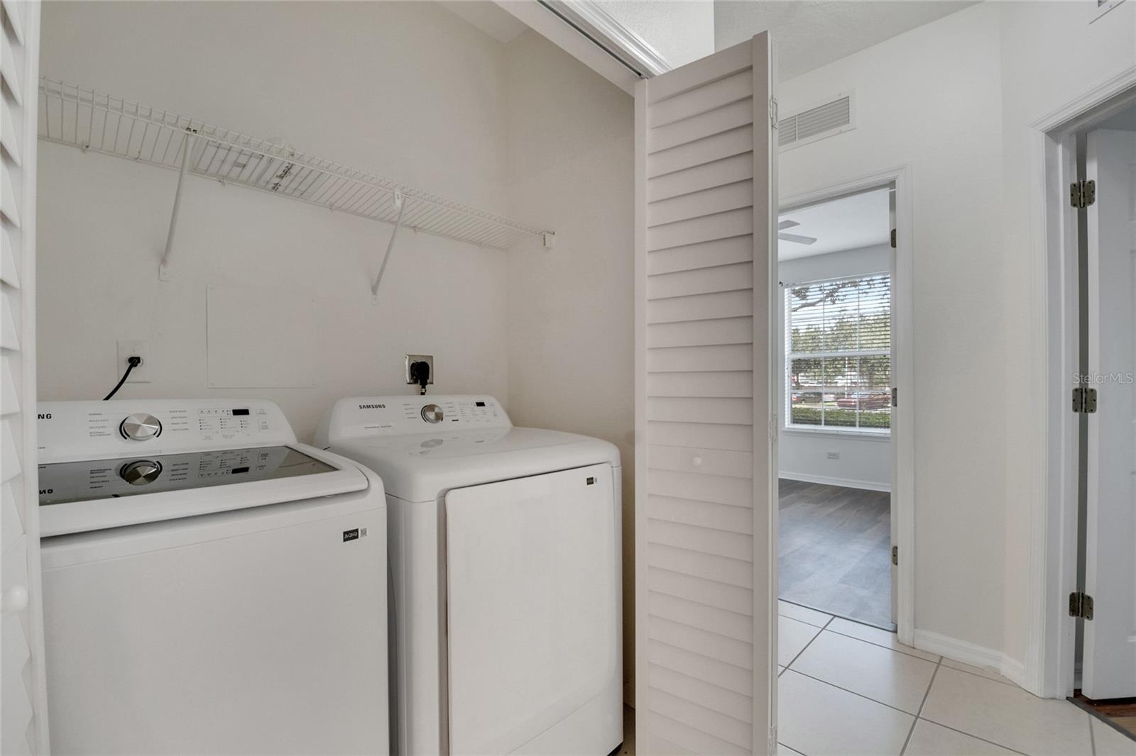 LAKESIDE/LKS/WINDERMERE - Residential