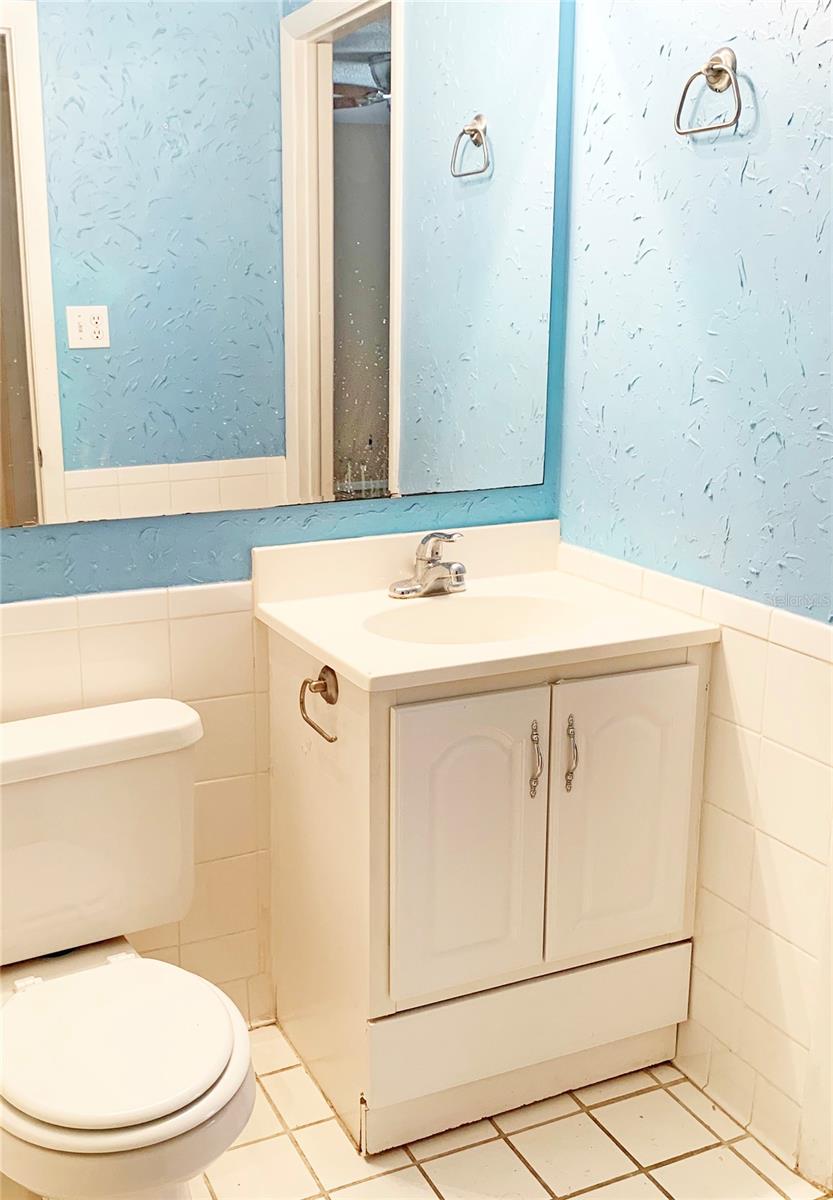 SPRINGWOOD VILLAGE - Residential Lease