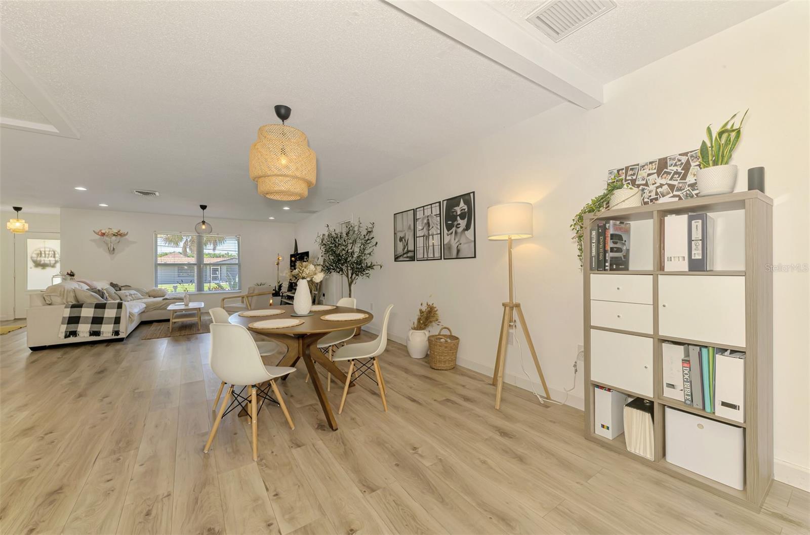 SOUTH VENICE - Residential