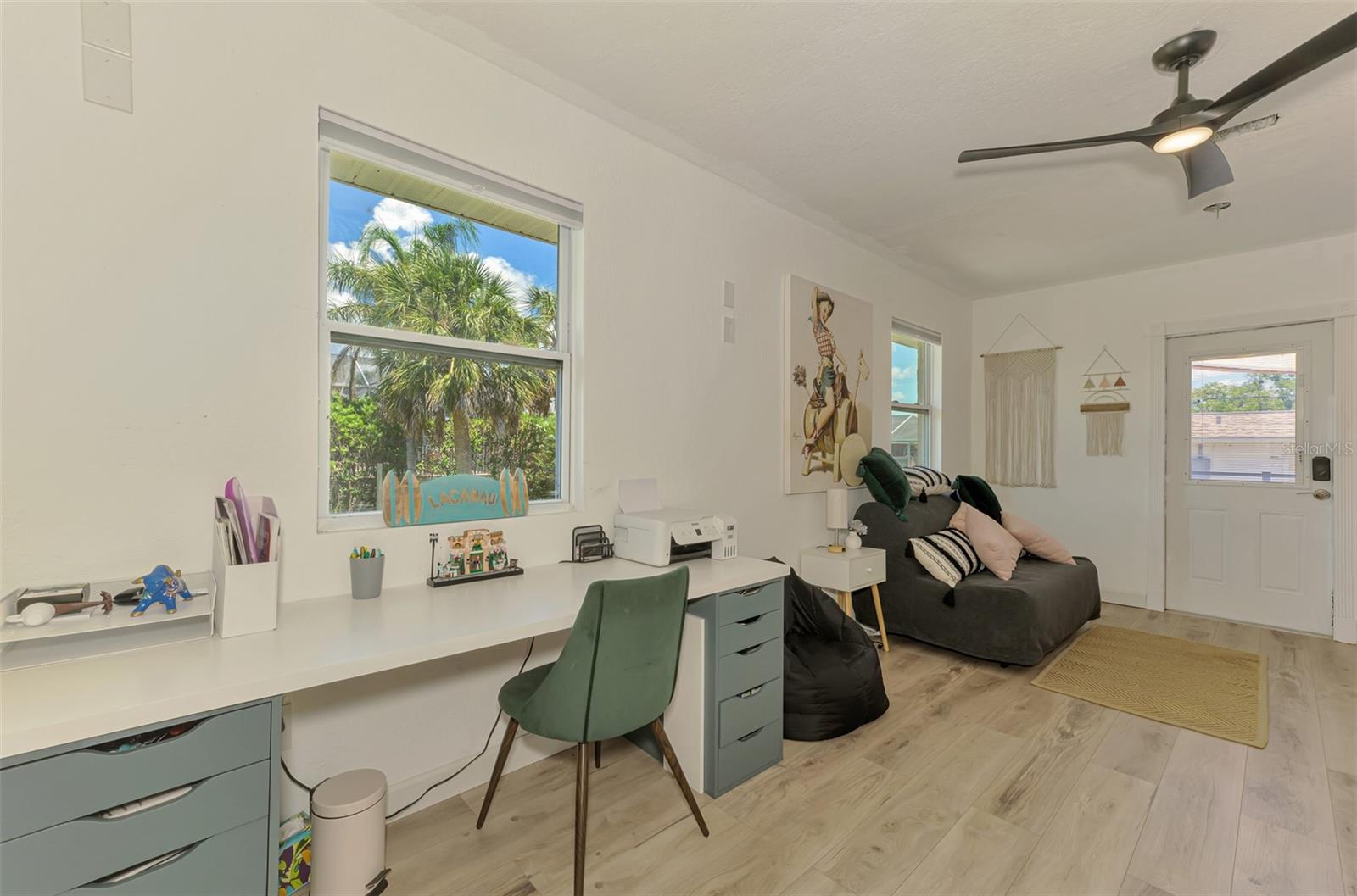 SOUTH VENICE - Residential