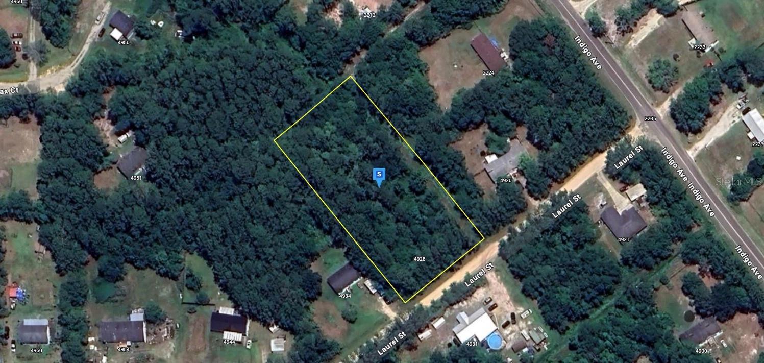 This 1.30-acre vacant lot in Clay County, FL offers an ideal blend of space and convenience. Located just 23 minutes from Jennings State Forest and only minutes from town, the property is close to schools, shopping, and everyday necessities, including Oakleaf Town Center. With easy access to Highway 21, commuting and exploring the surrounding area is simple and convenient. This listing is for land only and is sold As Is, giving you a versatile canvas to build your dream home or investment property in a prime location.
I MAKE IT MY POLICY TO PUT ALL KNOWN INFORMATION ABOUT EACH LOT IN THE WRITE UP DETAILS, SO IF YOU DON’T SEE THE ANSWER YOU’RE LOOKING FOR , PLEASE CONTACT THE COUNTY TO GATHER INFORMATION.PLEASE UNDERSTAND WHEN BUYING OR SELLING VACANT/RAW LAND THIS IS USUALLY THE CASE. THE LISTING AGENT DOES NOT GUARANTEE THE ACCURACY OF THE INFORMATION IN THIS LISTING AND IS TO BE HELD HARMLESS OF ANY MISREPRESENTATION. BUYERS ARE ENCOURAGED TO DO THEIR OWN DUE DILIGENCE TO MAKE SURE THE LOT IS A GOOD FIT. SELLERS HAVE STATED THAT THEY WISH TO SELECT THE TITLE AGENCY FOR CLOSING. THEY ARE WILLING TO COVER THAT COST AT CLOSING. THANK YOU FOR LOOKING. THIS IS A FLAT FEE LIMITED-SERVICE LISTING.