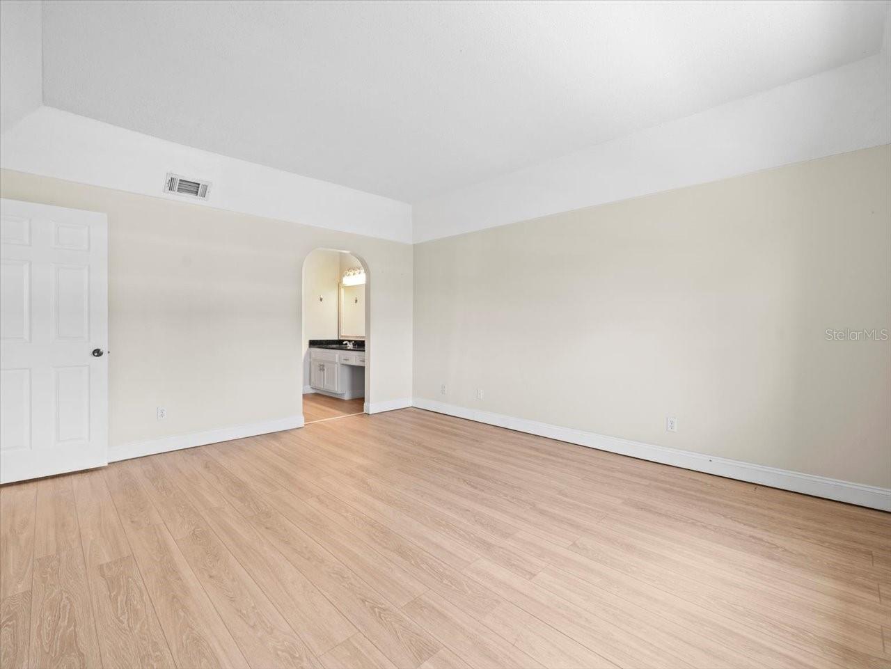 CORDOVA GREENS CONDO - Residential